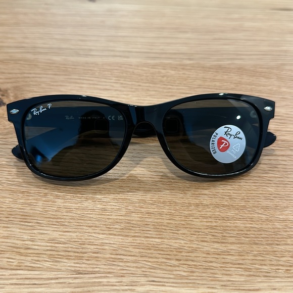 RAYBAN RB2132 NEW WAYFARER CLASSIC POLARIZED - Picture 4 of 5